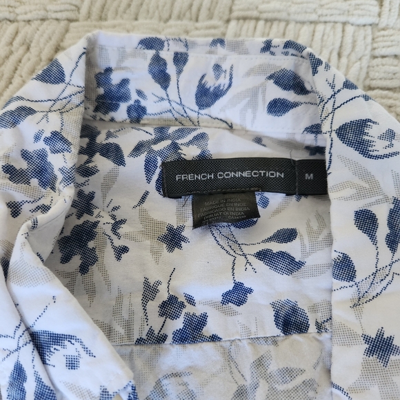 Men's medium button-up dress shirt - Picture 2 of 3